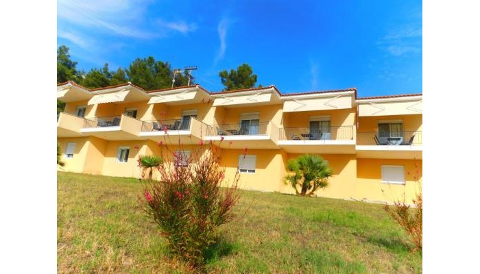Red Coral Apartments poza 0