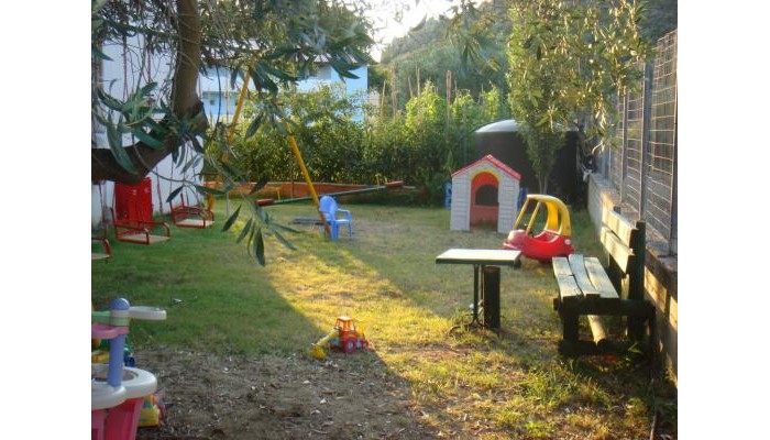 Studios Kofos Limin poza 5