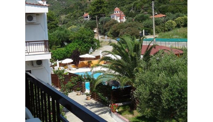 Leonidas Hotel Apartments poza 7