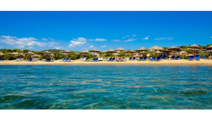 Village Mare poza 25