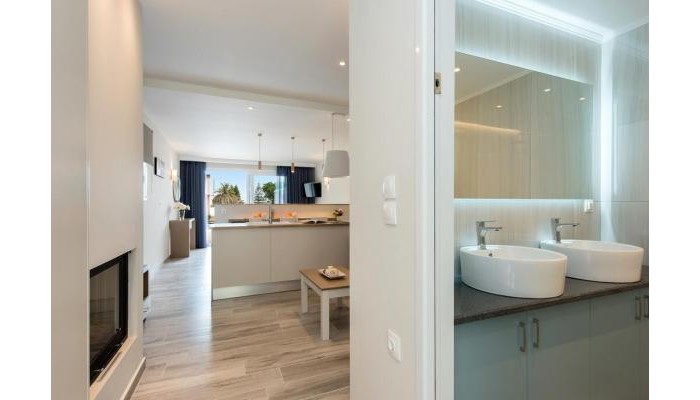 Anita Village poza 30