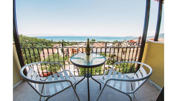 Avra Sea View Paradise Pool Aparthotel poza 7