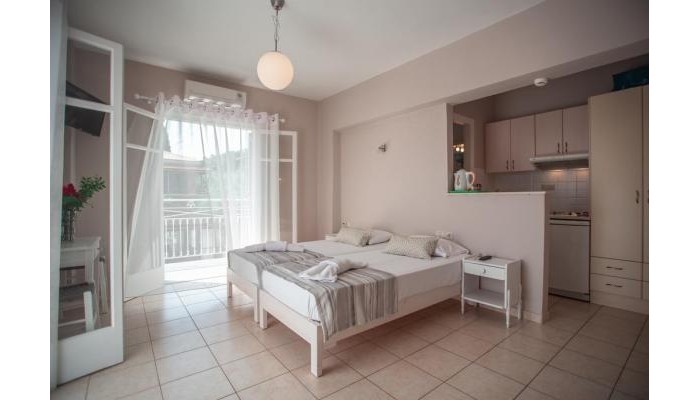 Poza pentru Bella Vista Beach Hotel & Studios 330-1607009174 Bella Vista Beach Hotel & Studios poza 10