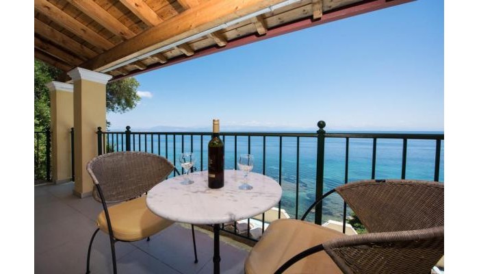 9 Muses Sea View Studios poza 13