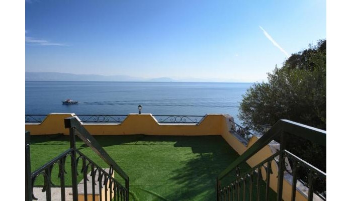 9 Muses Sea View Studios poza 17