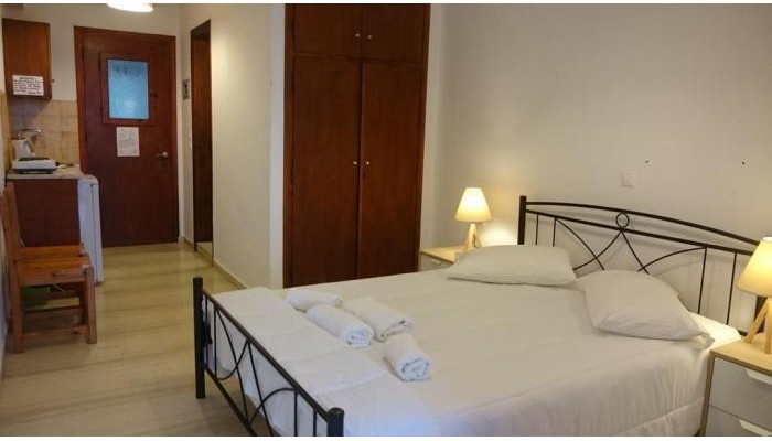 Aronis Apartments poza 13