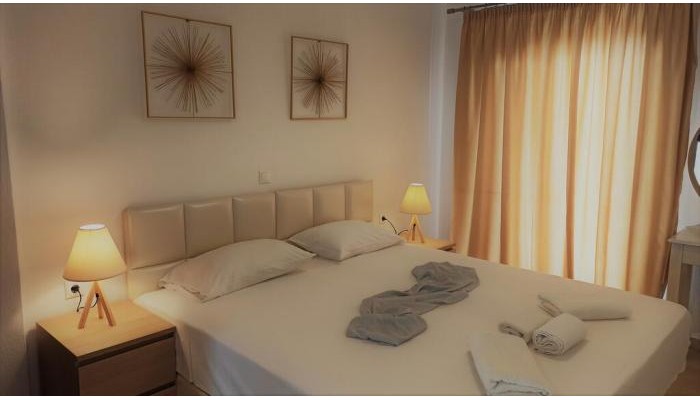 Aronis Apartments poza 19