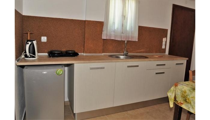 Captain's Studios & Apartments poza 12