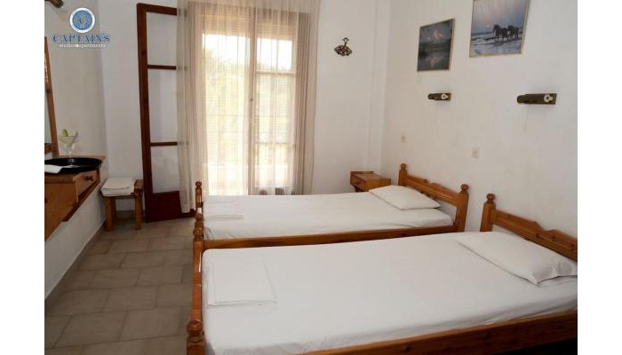 Captain's Studios & Apartments poza 8