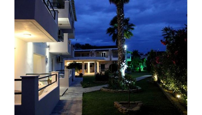 Hotel Cavos Beach House poza 2