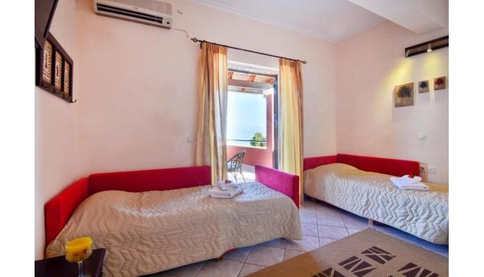 Poza pentru Chrismos Luxury Suites & Studios 3207-1635517415 Chrismos Luxury Suites & Studios poza 5
