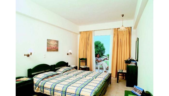 Messonghi Beach Holiday Resort poza 8