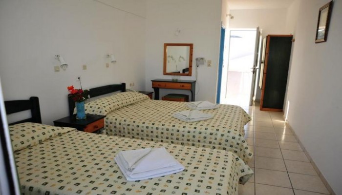Athinoula Hotel poza 2
