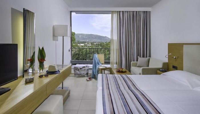 Caravia Beach Hotel poza 3