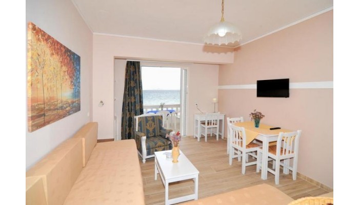 Byron Apartments poza 11