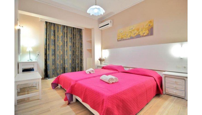 Byron Apartments poza 12