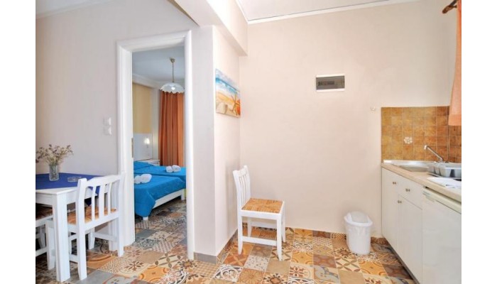 Byron Apartments poza 7