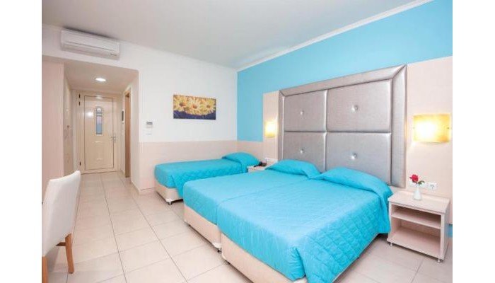 Hotel Grand Blue poza 3