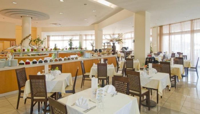 Horizon Beach Resort poza 2