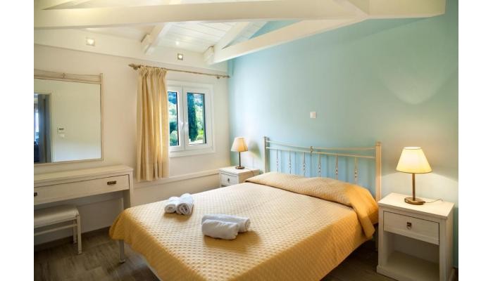 Hotel Agios Nikitas poza 3