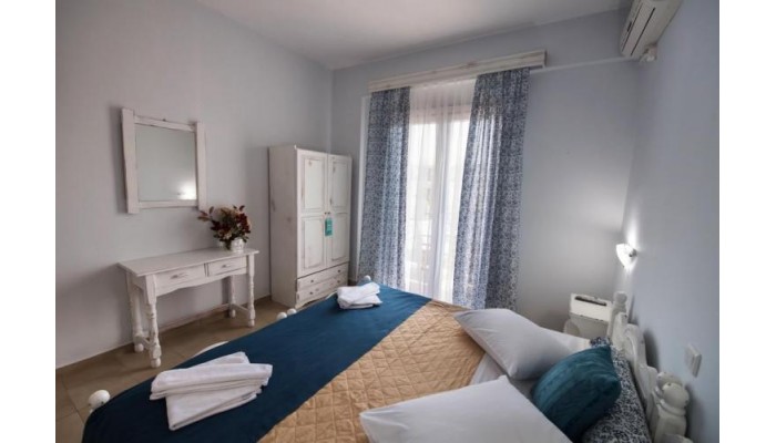 Christine Studios poza 5