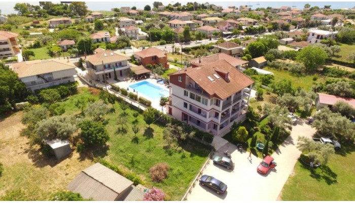 Christine Studios poza 13