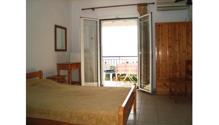 Gianna Studios poza 1