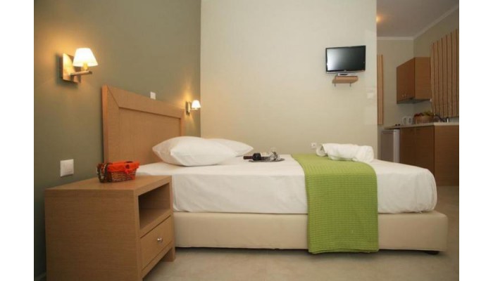 Thanasis Studios poza 2