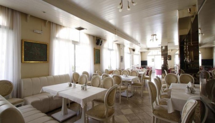 Nirikos Hotel poza 3