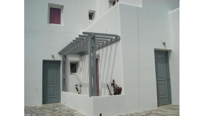 Elena Studios poza 4