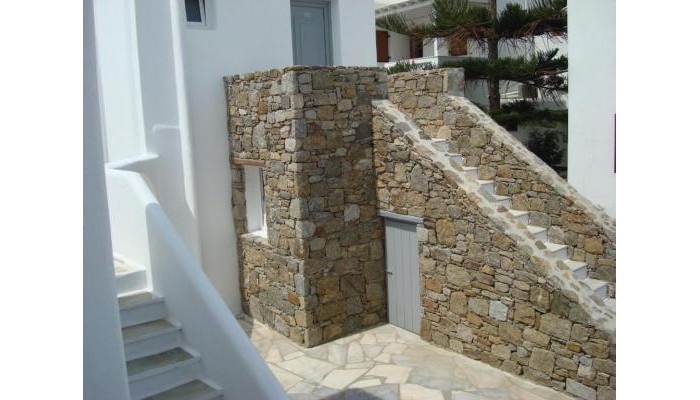 Elena Studios poza 3