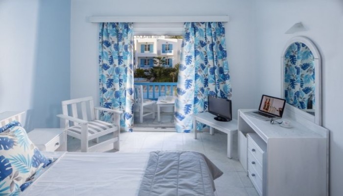 Hotel Kosmoplaz poza 5