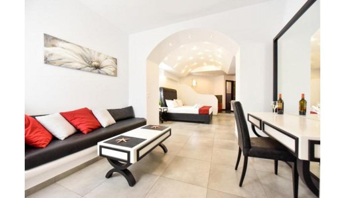 Hotel Queen Boutique Suites poza 12