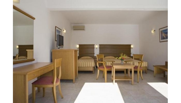 Yiannaki Hotel poza 2