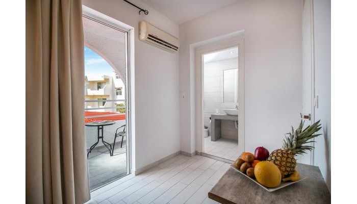 Anika Studios poza 30