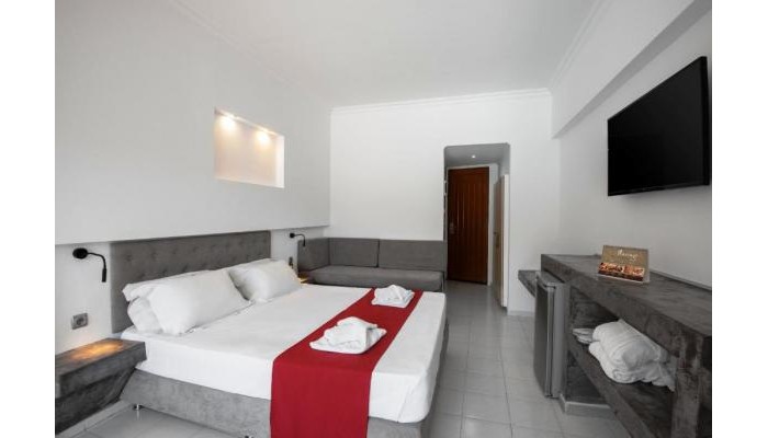 Delfinia Resort poza 8