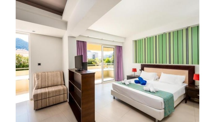 Delfinia Resort poza 8