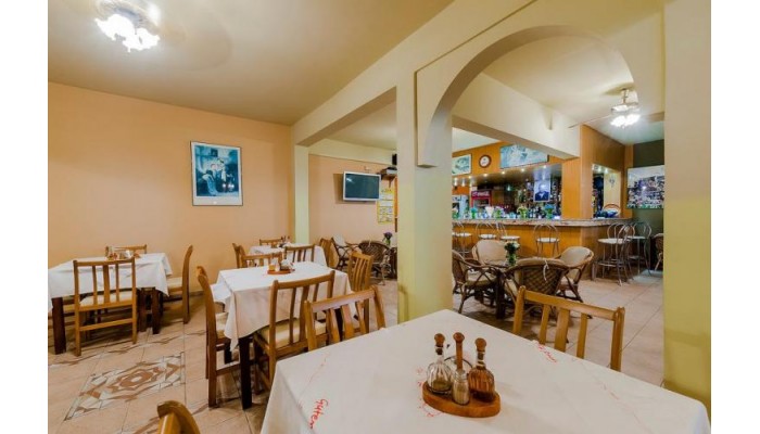 Esmeralda Apartments poza 18