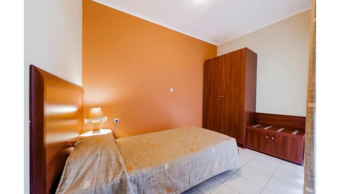 Esmeralda Apartments poza 11