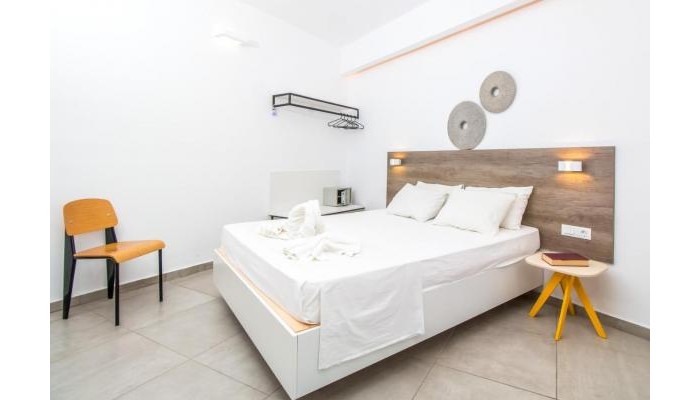 Hillside Studios & Apartments poza 3