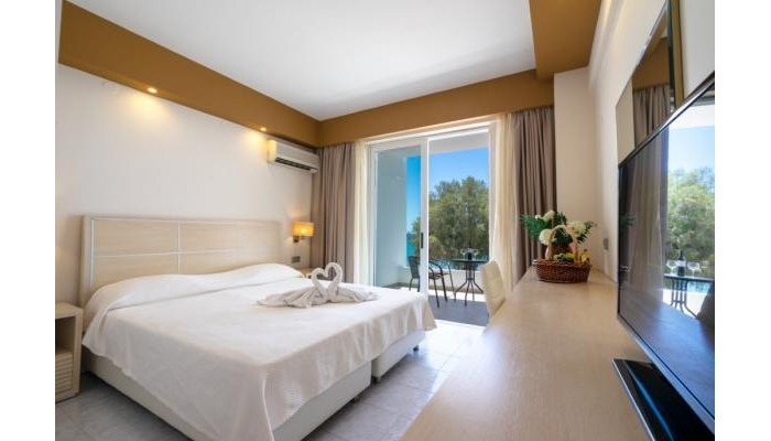 Hotel Kamari Beach poza 7