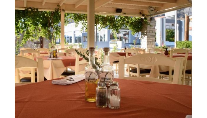 Matina Pefkos Aparthotel poza 8