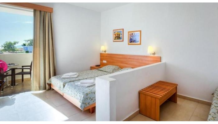 Matina Pefkos Aparthotel poza 2