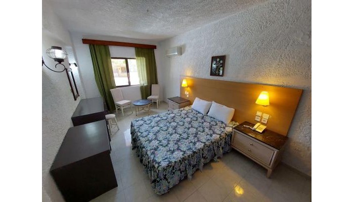 Oasis Hotel Bungalows poza 1