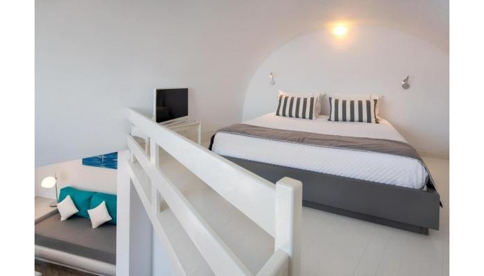 Apanemo Hotel & Suites Santorini poza 2