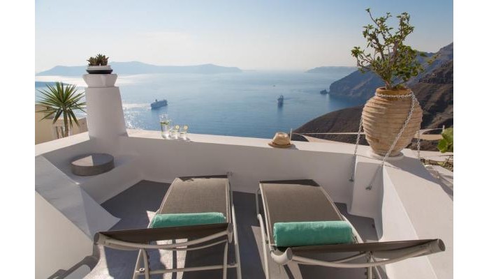 Hotel Trieris Villas & Suites poza 0