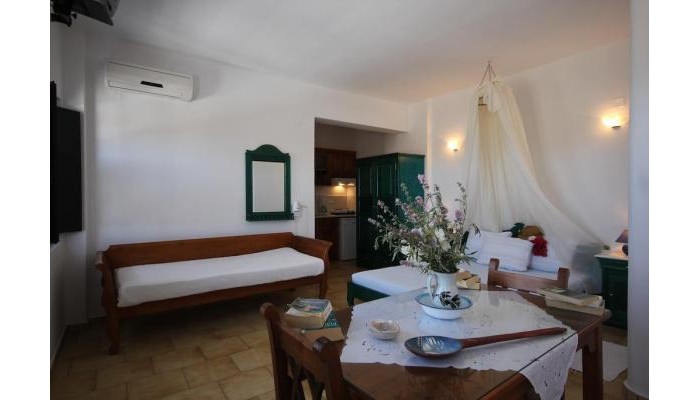 Vrachia Studios&apartments poza 5