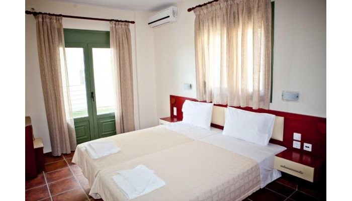 Hotel Aselinos Suites poza 2