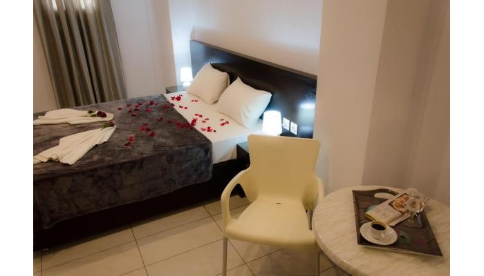 Hotel Polykratis Rooms poza 4