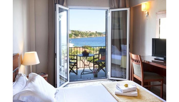 Tomato Hotel poza 12